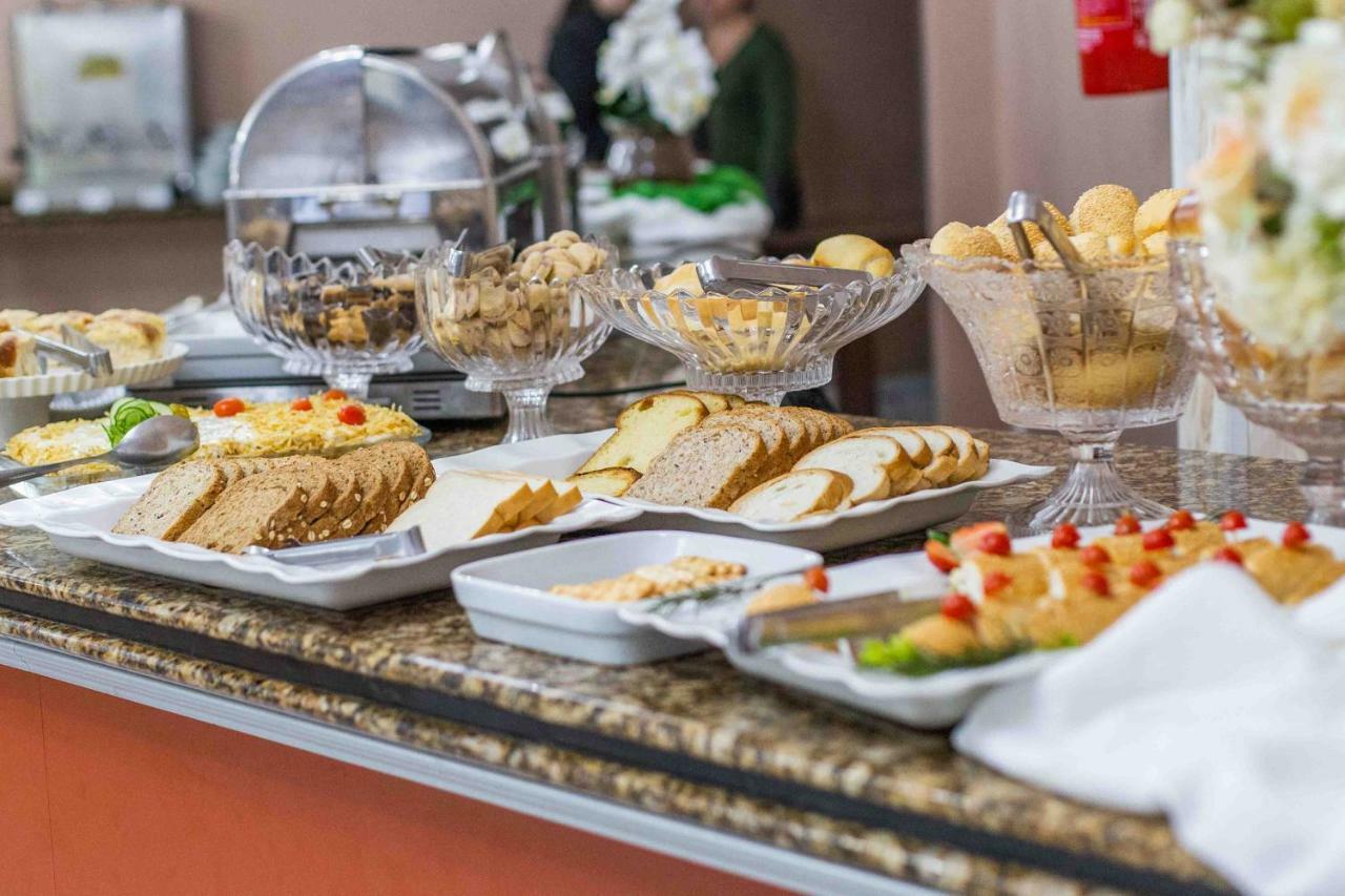 Hotel Vieiras Balneário Camboriú エクステリア 写真
