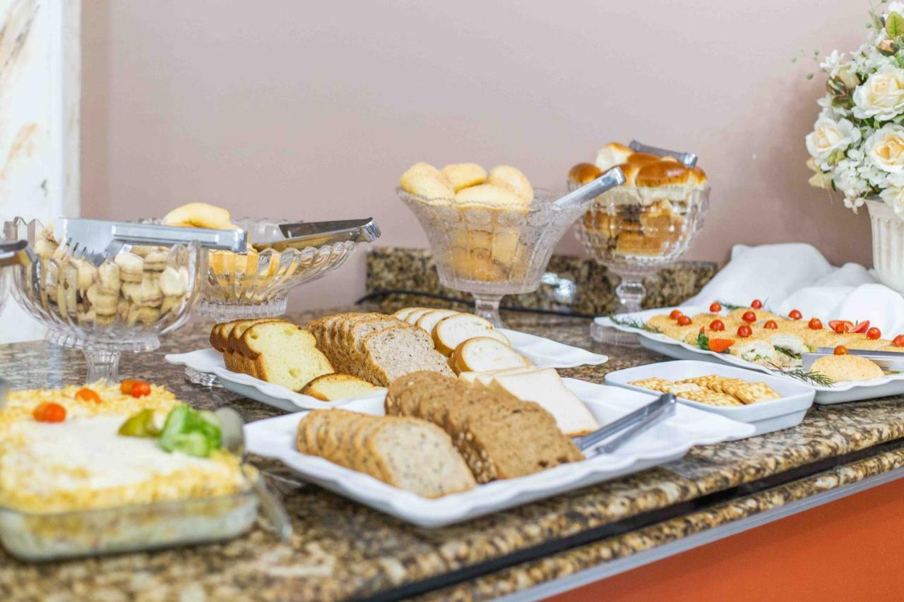 Hotel Vieiras Balneário Camboriú エクステリア 写真